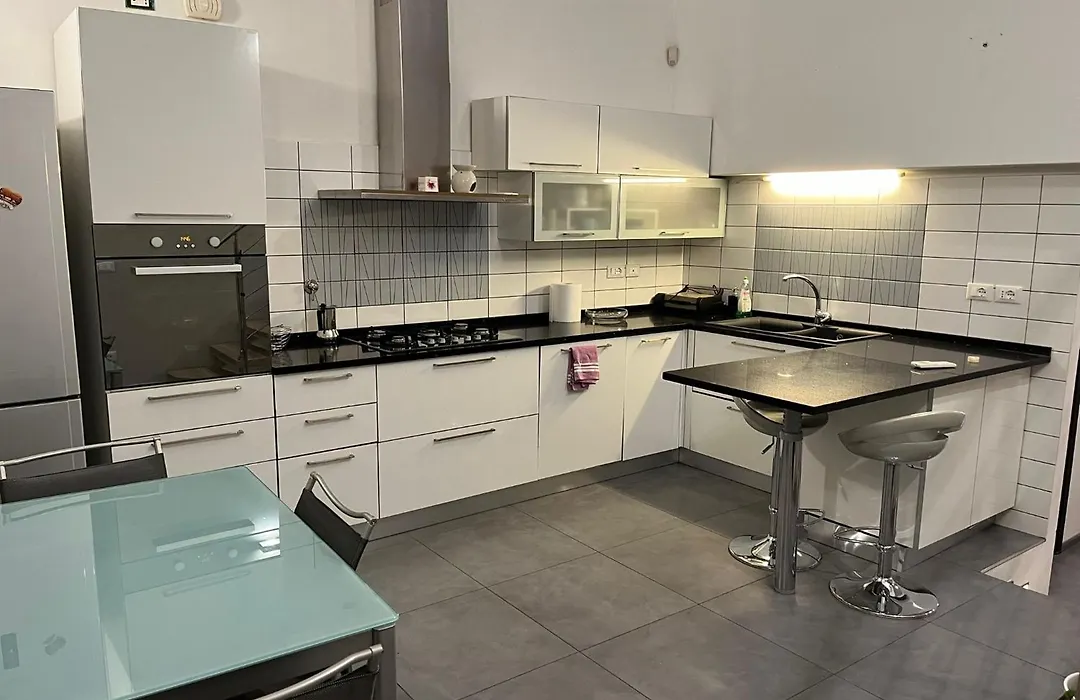 Exquisite 2Br Apartment Nearby Borgo San Frediano-1