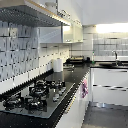 Exquisite 2Br Apartment Nearby Borgo San Frediano-3